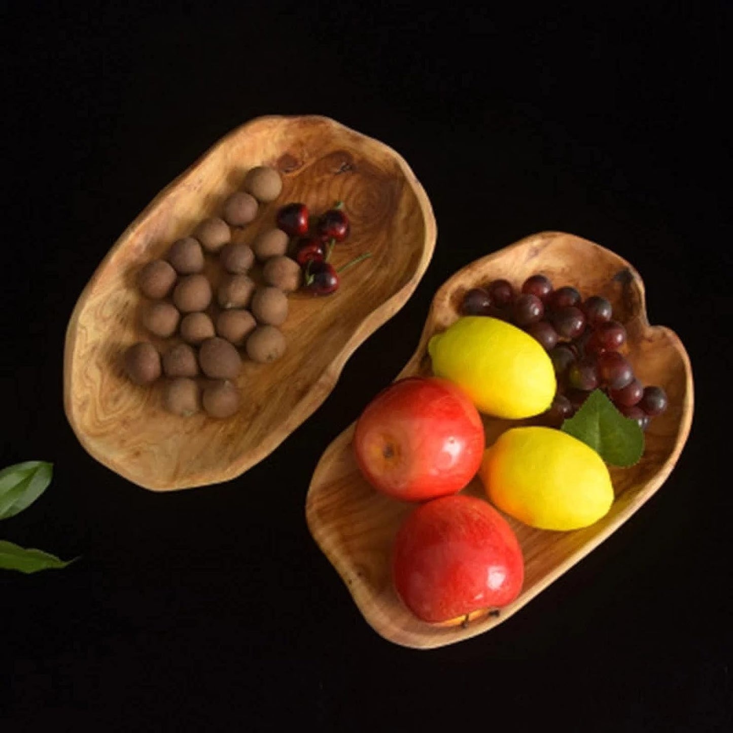 Versatile and Easy-Clean Solid Wood Dinner Plate for All Occasions.