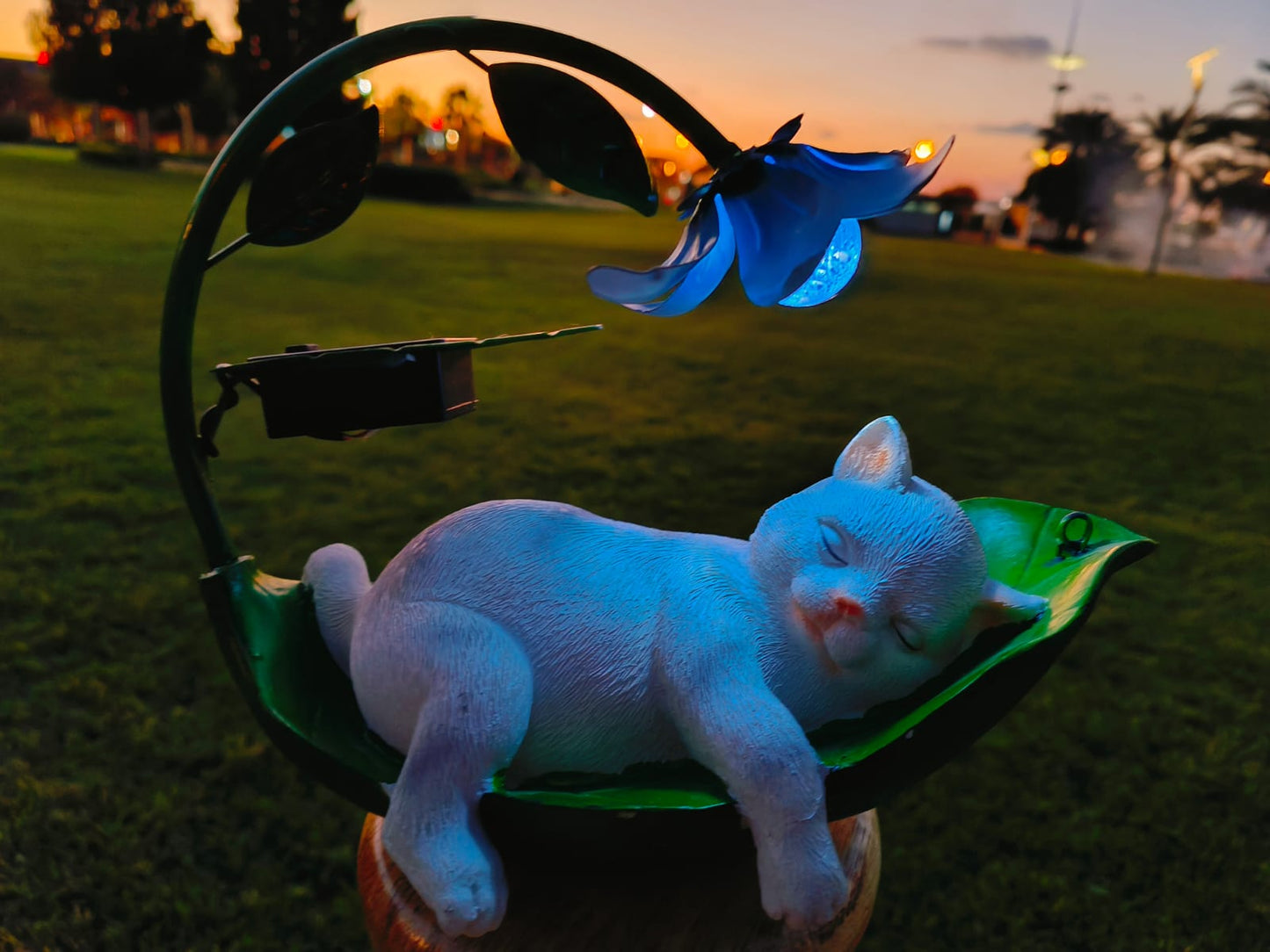 Outdoor Animal Solar Lights Whimsical Garden Decorations for a Playful Glow