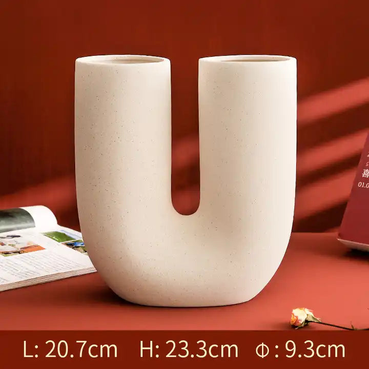 Modern Ceramic U-Shaped Vases for Stylish Flower Arrangements.