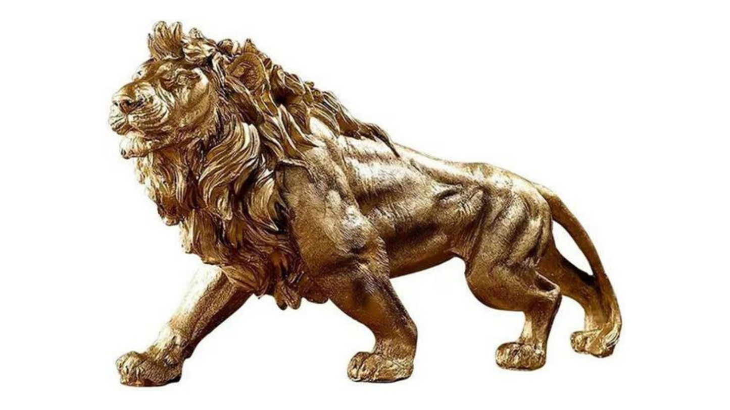 Lion Statue Elegant Craftsmanship Desktop Animal Figurine Crafts for home decoration.