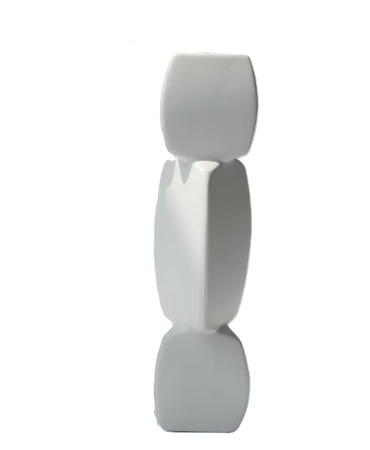 Sleek Ceramic Vase, Minimalist Modern Design for Stylish Home and Office Decor.