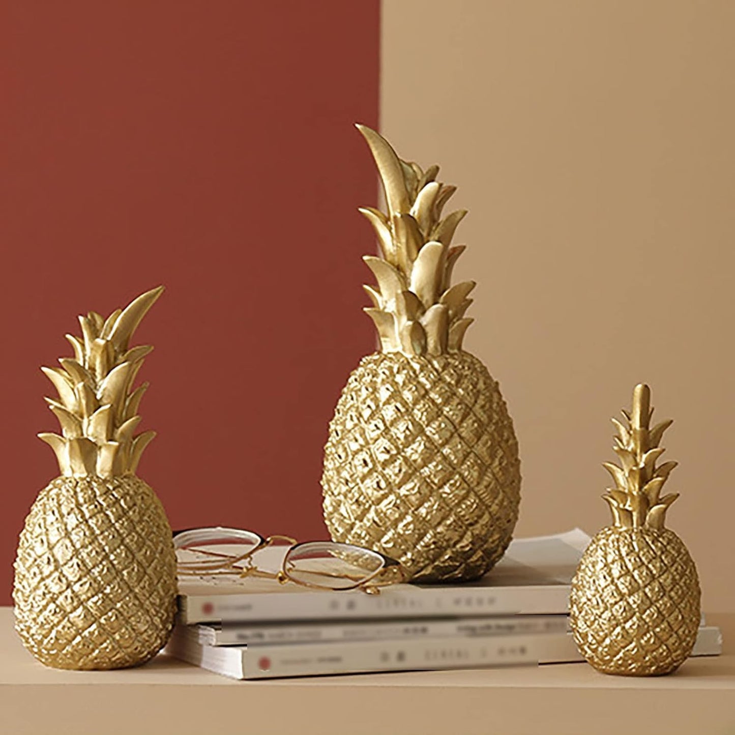 Golden Pineapple Sculpture, Creative Resin Ornament for Stylish Home Decor in Living Rooms and TV Cabinets.